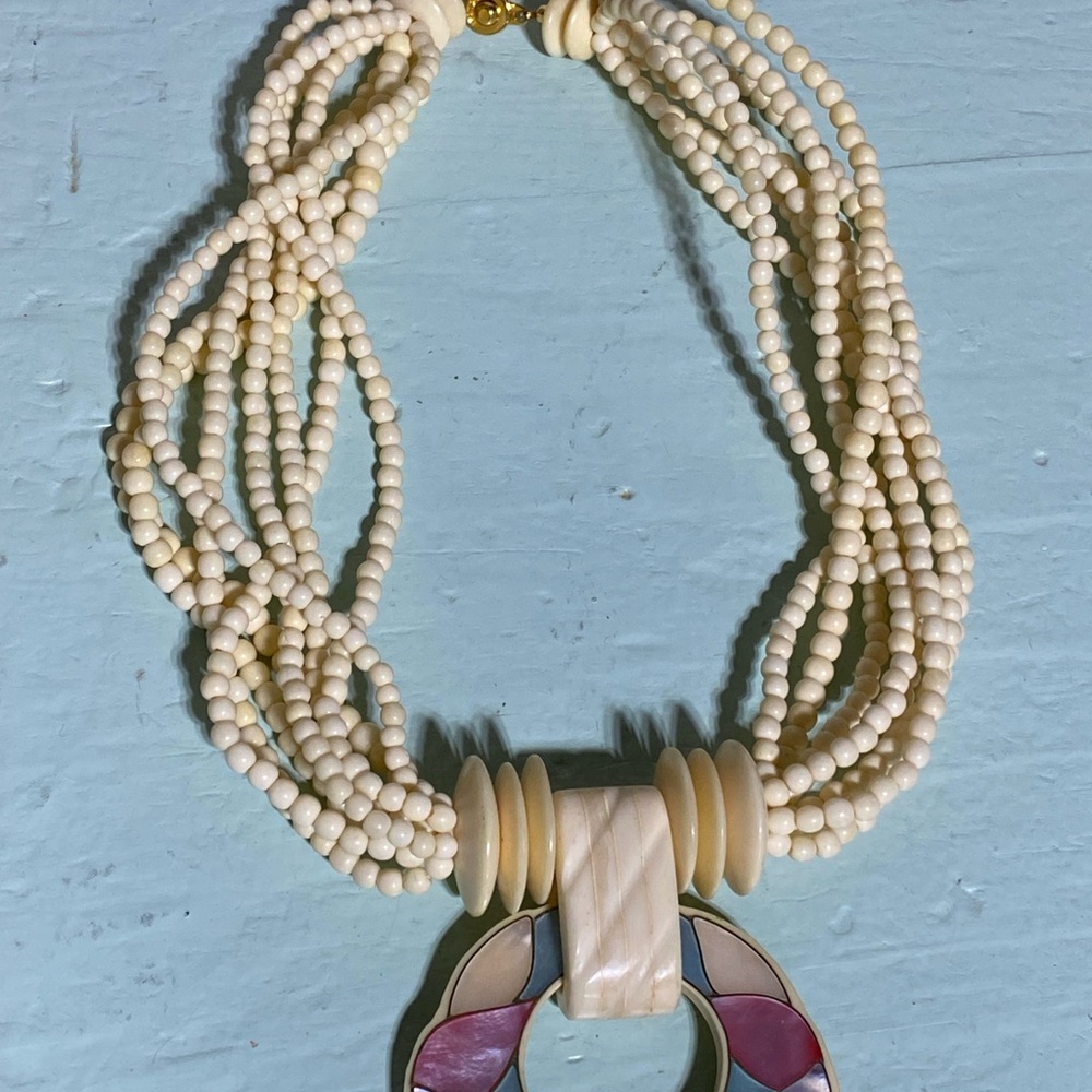 Elegant Cream Beaded Necklace